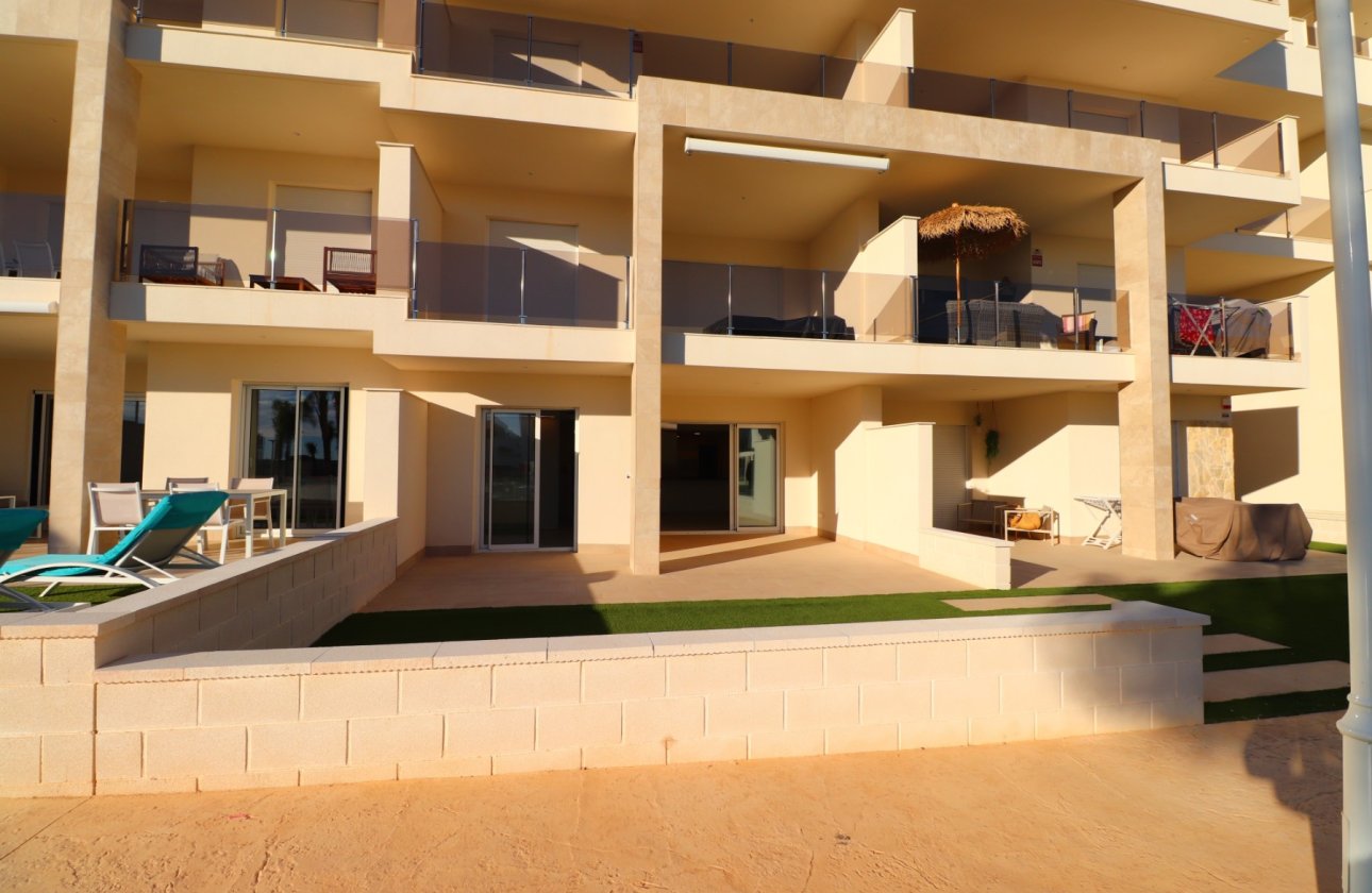 Resale - Apartment / flat - Guardamar del Segura - El Raso