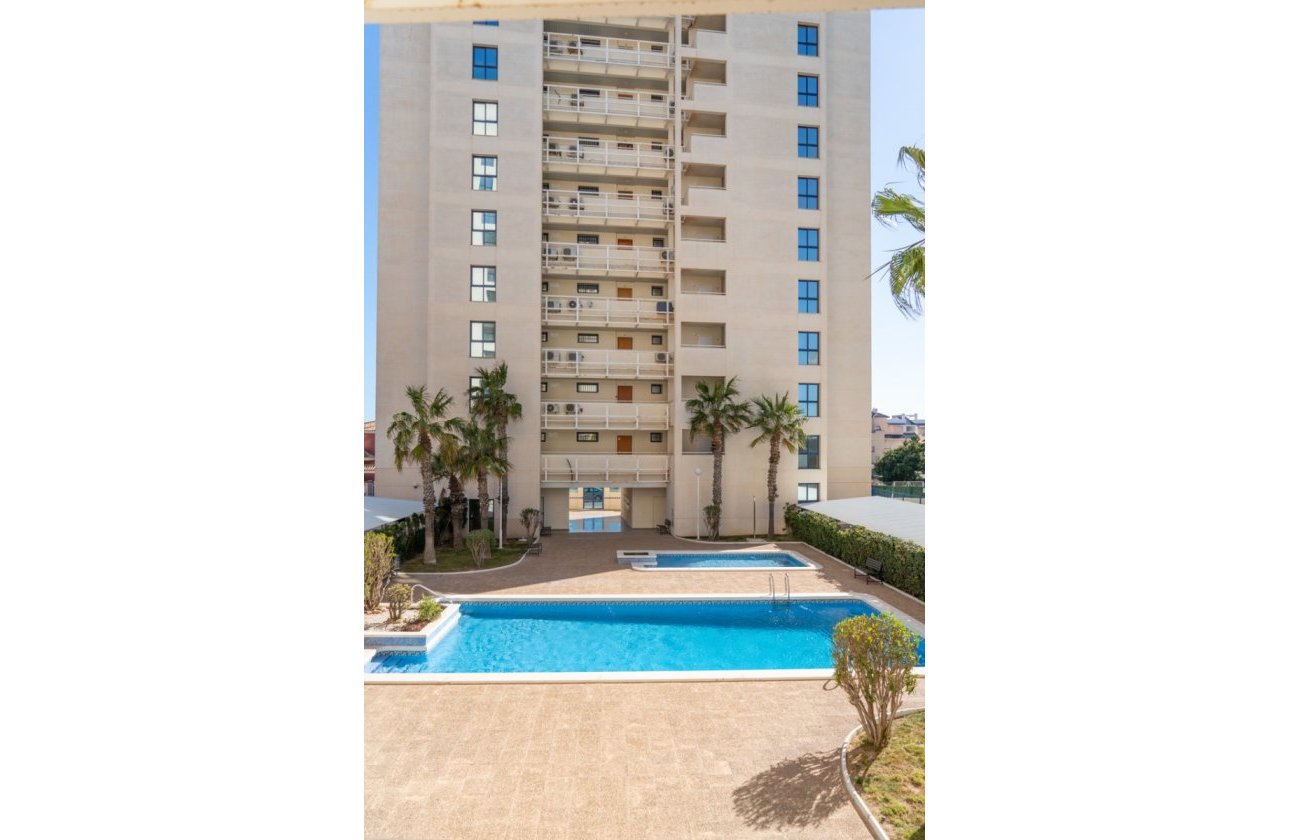 Resale - Apartment / flat - Torrevieja