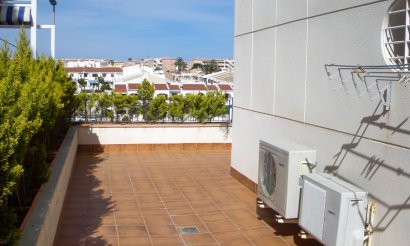 Reventa - Apartamento / piso - Pilar de la Horadada - Mil Palmeras