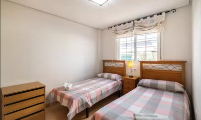 Reventa - Apartamento / piso - Pilar de la Horadada - Mil Palmeras