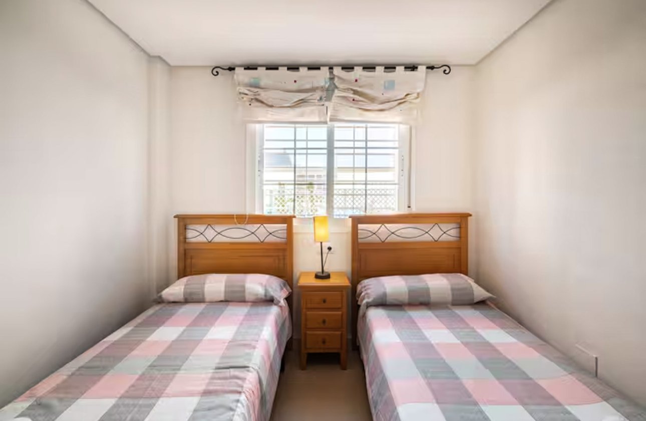 Reventa - Apartamento / piso - Pilar de la Horadada - Mil Palmeras