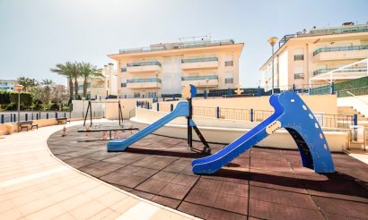 Reventa - Apartamento / piso - Pilar de la Horadada - Mil Palmeras