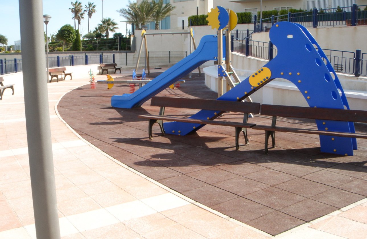 Reventa - Apartamento / piso - Pilar de la Horadada - Mil Palmeras