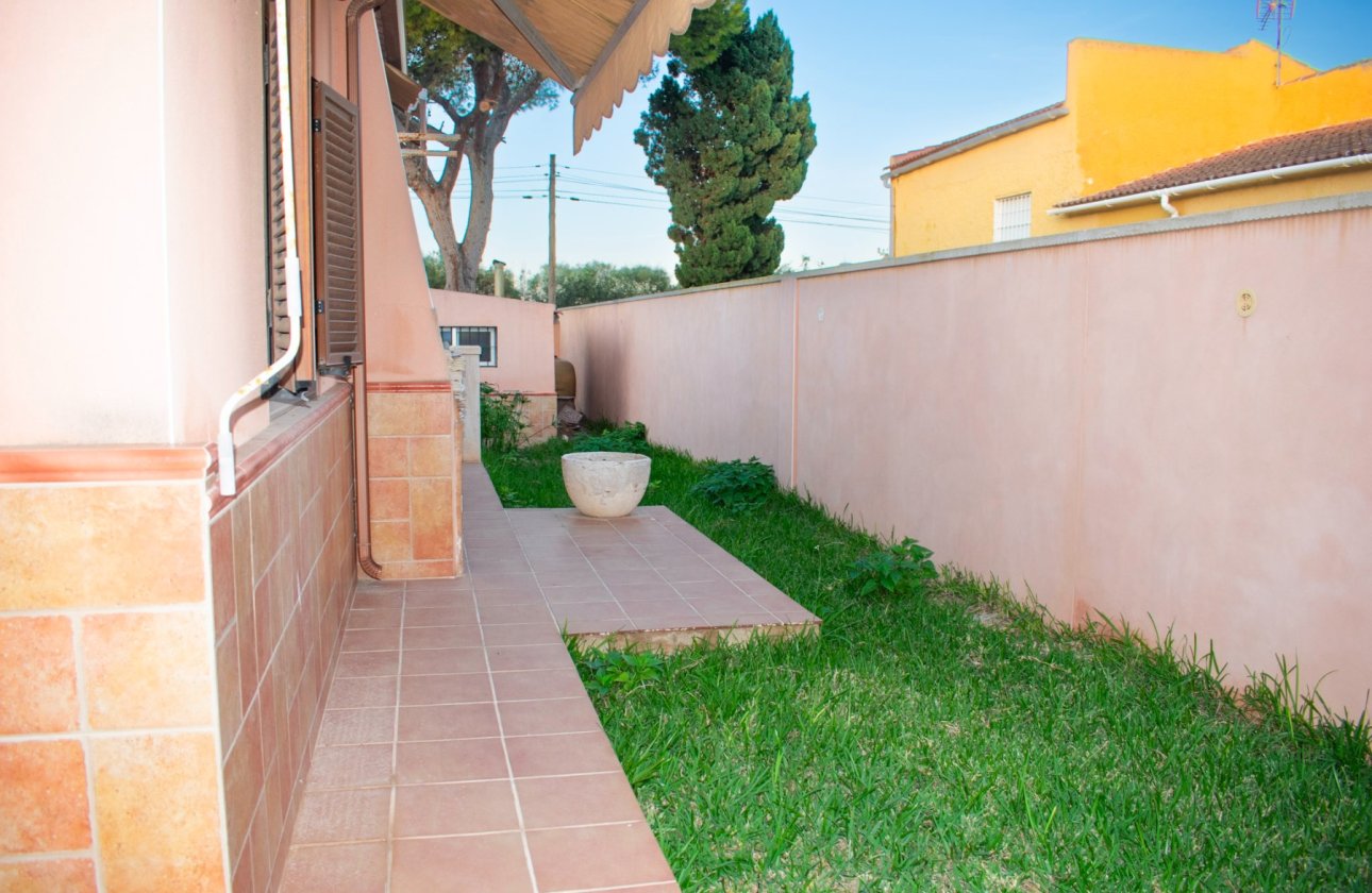 Reventa - Villa - Torrevieja