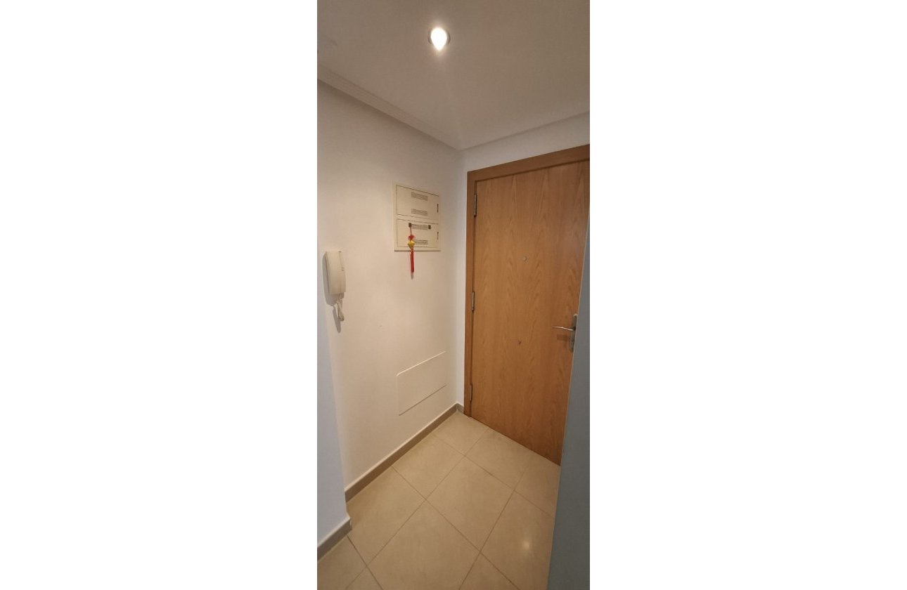 Reventa - Apartamento / piso - Guardamar del Segura - Pueblo