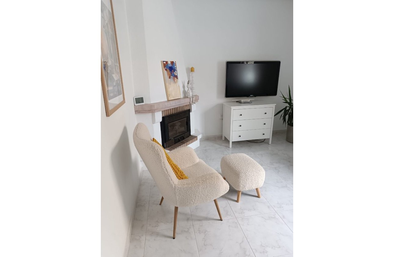 Resale - Villa - Torrevieja