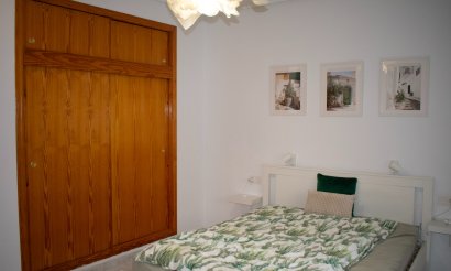 Resale - Villa - Torrevieja