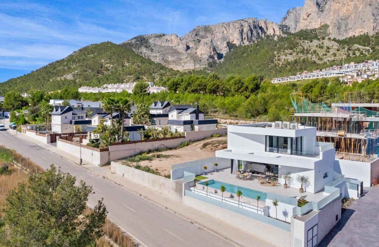 Obra nueva - Villa - Polop - Urbanizaciones