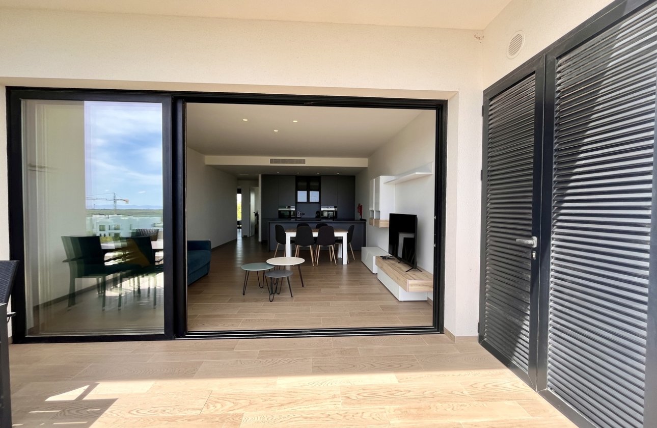 Resale - Apartment / flat - Las Colinas Golf Resort