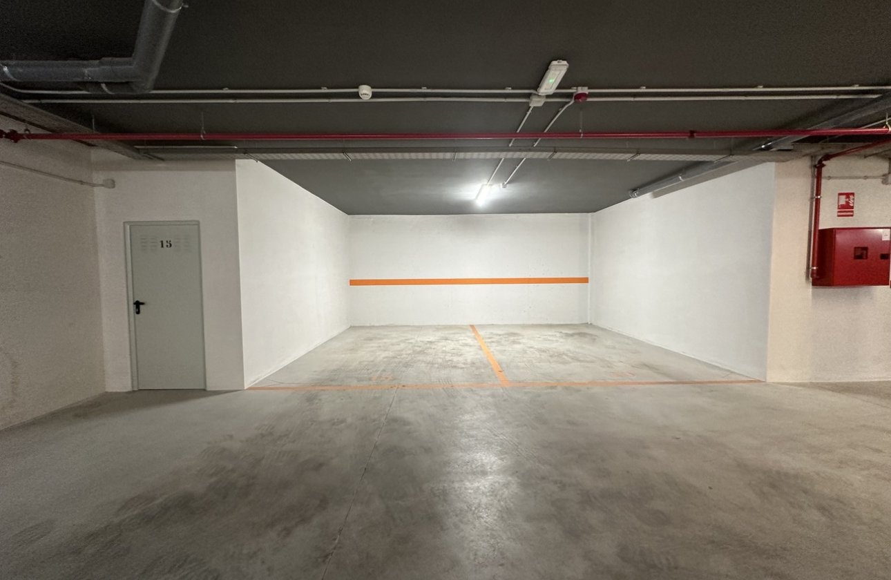 Resale - Apartment / flat - Las Colinas Golf Resort