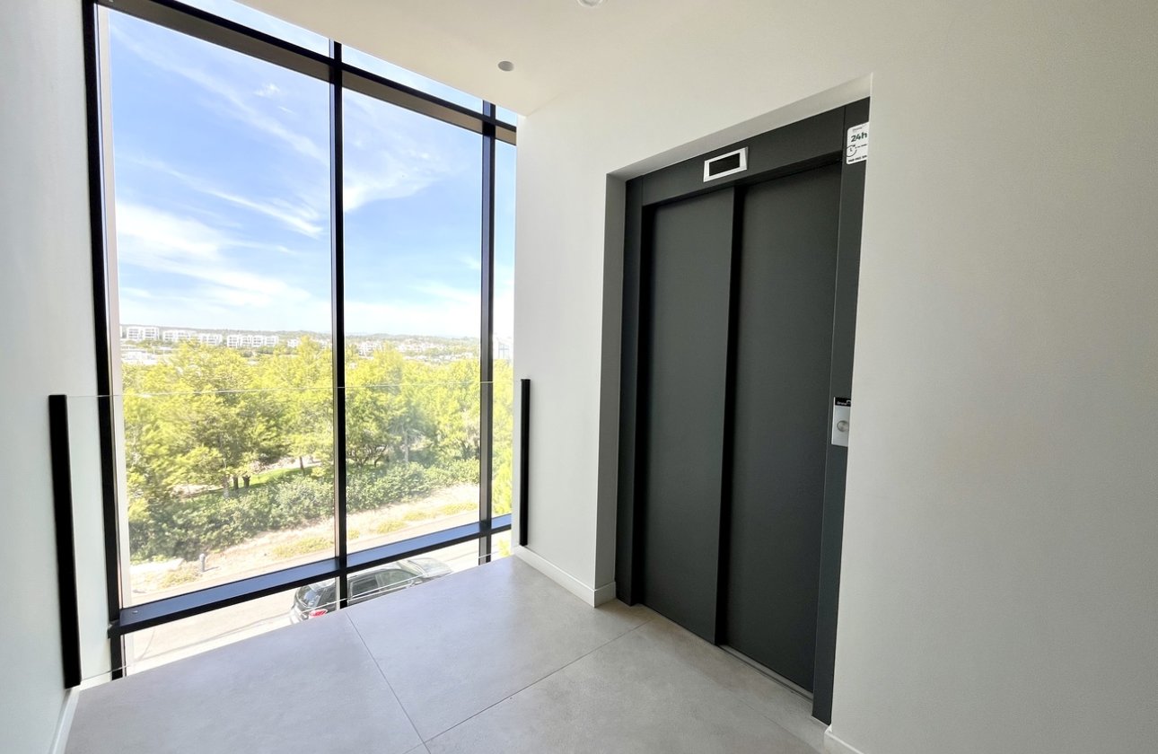 Resale - Apartment / flat - Las Colinas Golf Resort