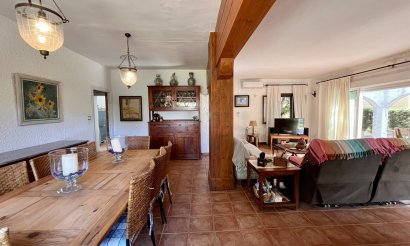 Resale - Villa - Cabo Roig