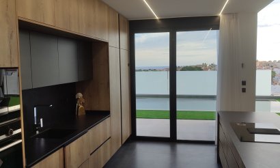 Obra nueva - Villa - Torrevieja - Los Balcones