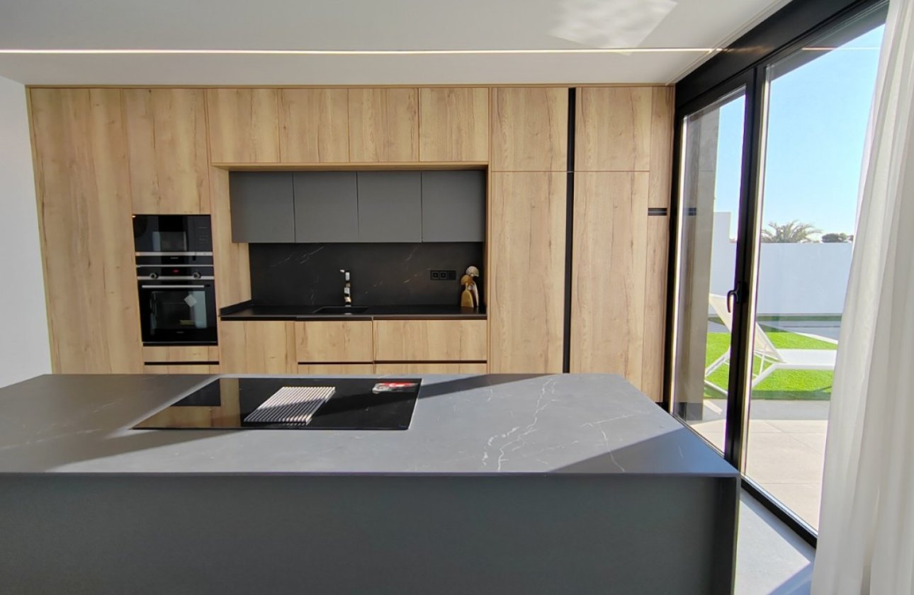 Obra nueva - Villa - Torrevieja - Los Balcones