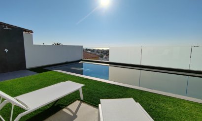Obra nueva - Villa - Torrevieja - Los Balcones