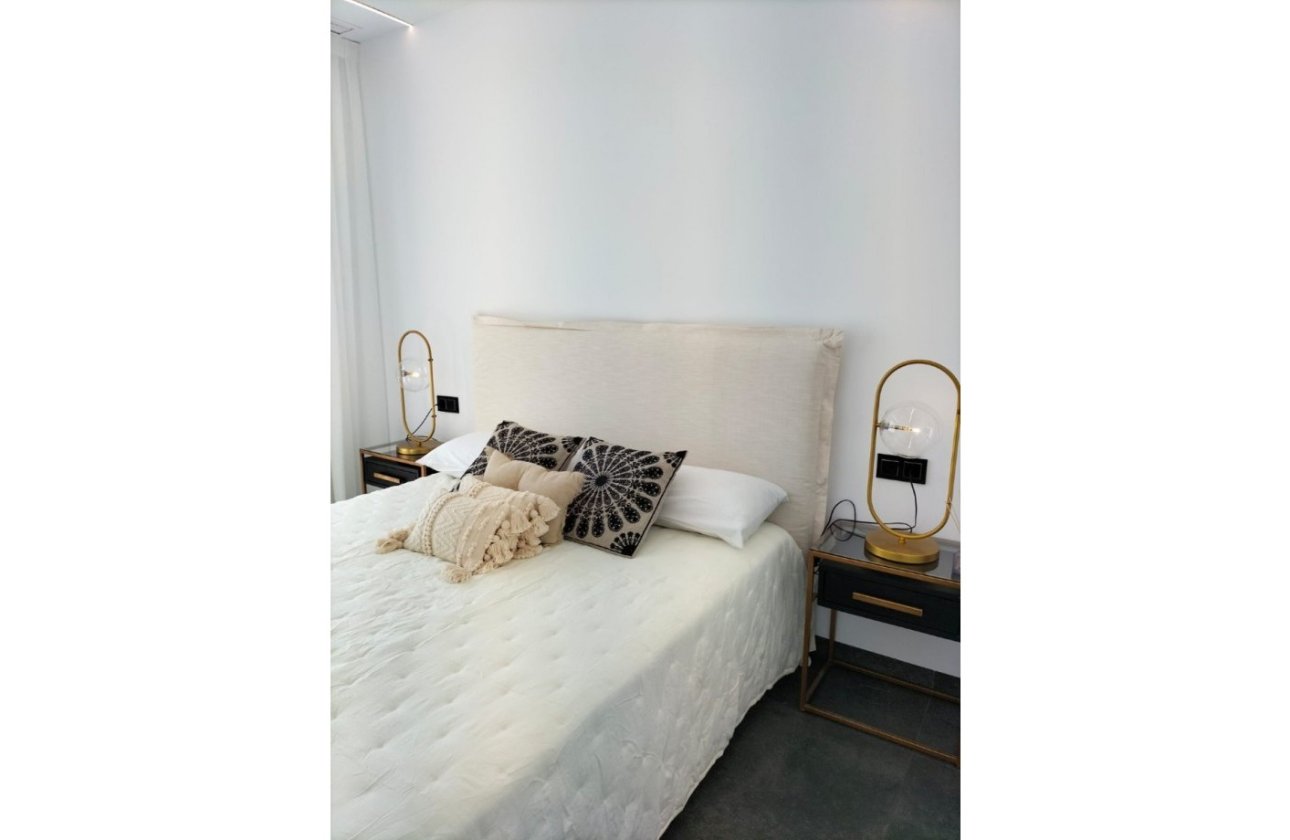 Obra nueva - Villa - Torrevieja - Los Balcones