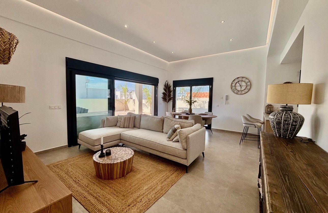 Obra nueva - Villa - Rafal - polideportivo