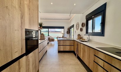 Obra nueva - Villa - Rafal - polideportivo