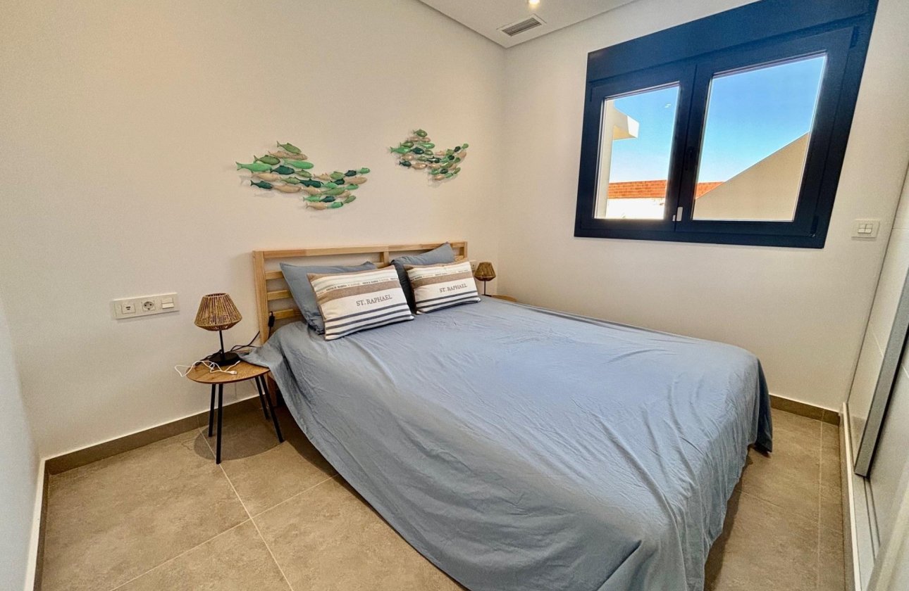 Obra nueva - Villa - Rafal - polideportivo