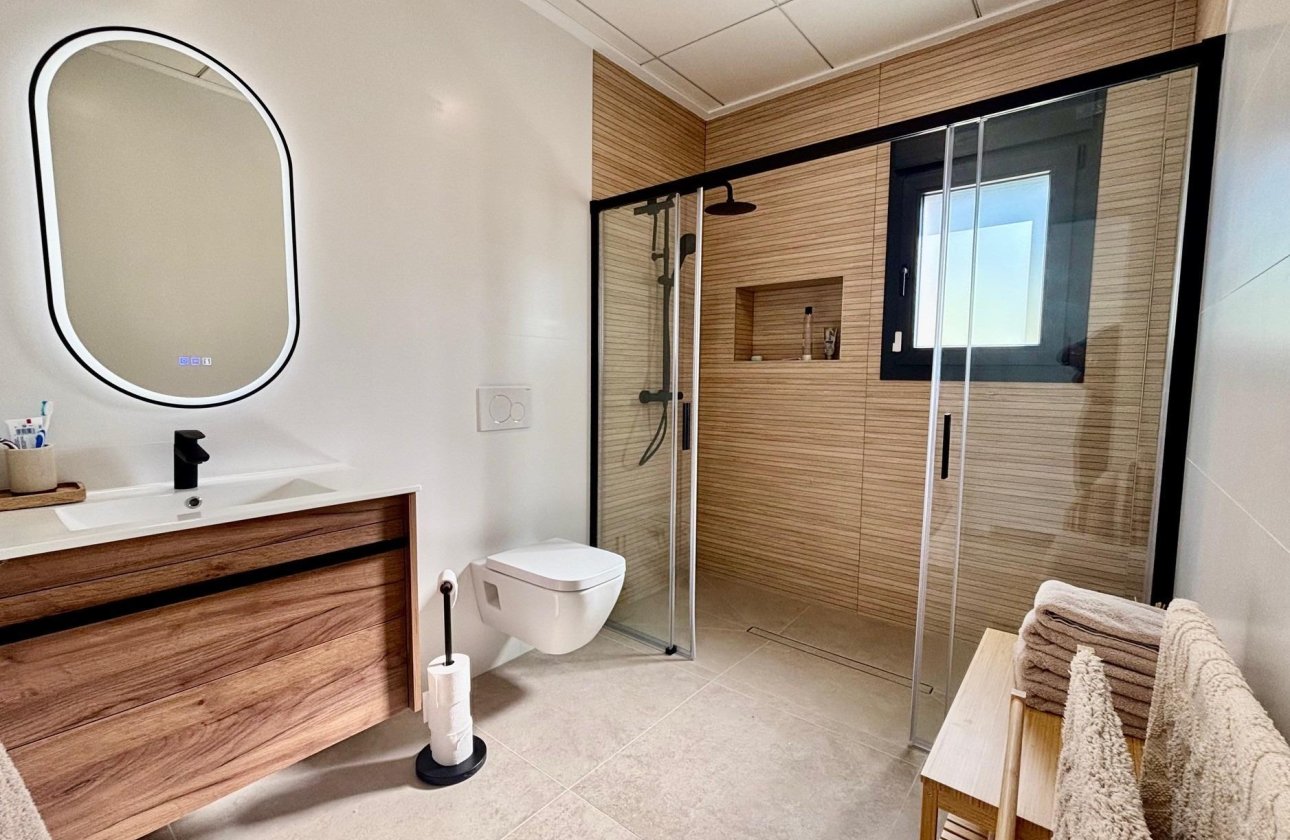 Obra nueva - Villa - Rafal - polideportivo