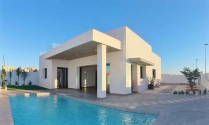 Obra nueva - Villa - Rafal - polideportivo