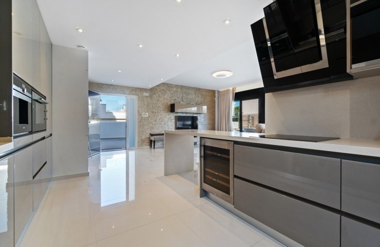 Reventa - Villa - Orihuela Costa - Agua Marina