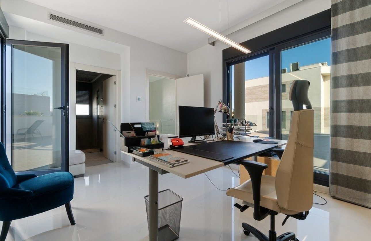 Reventa - Villa - Orihuela Costa - Agua Marina