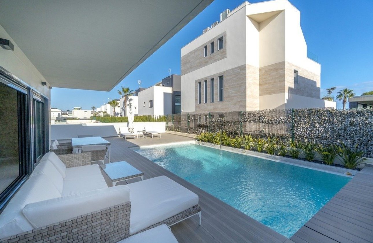 Reventa - Villa - Orihuela Costa - Agua Marina