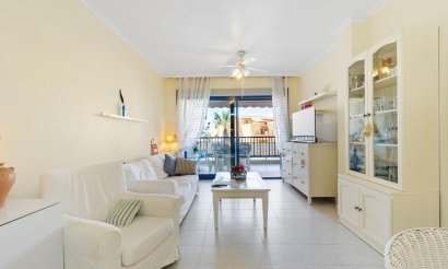 Resale - Apartment / flat - Orihuela Costa - Campoamor