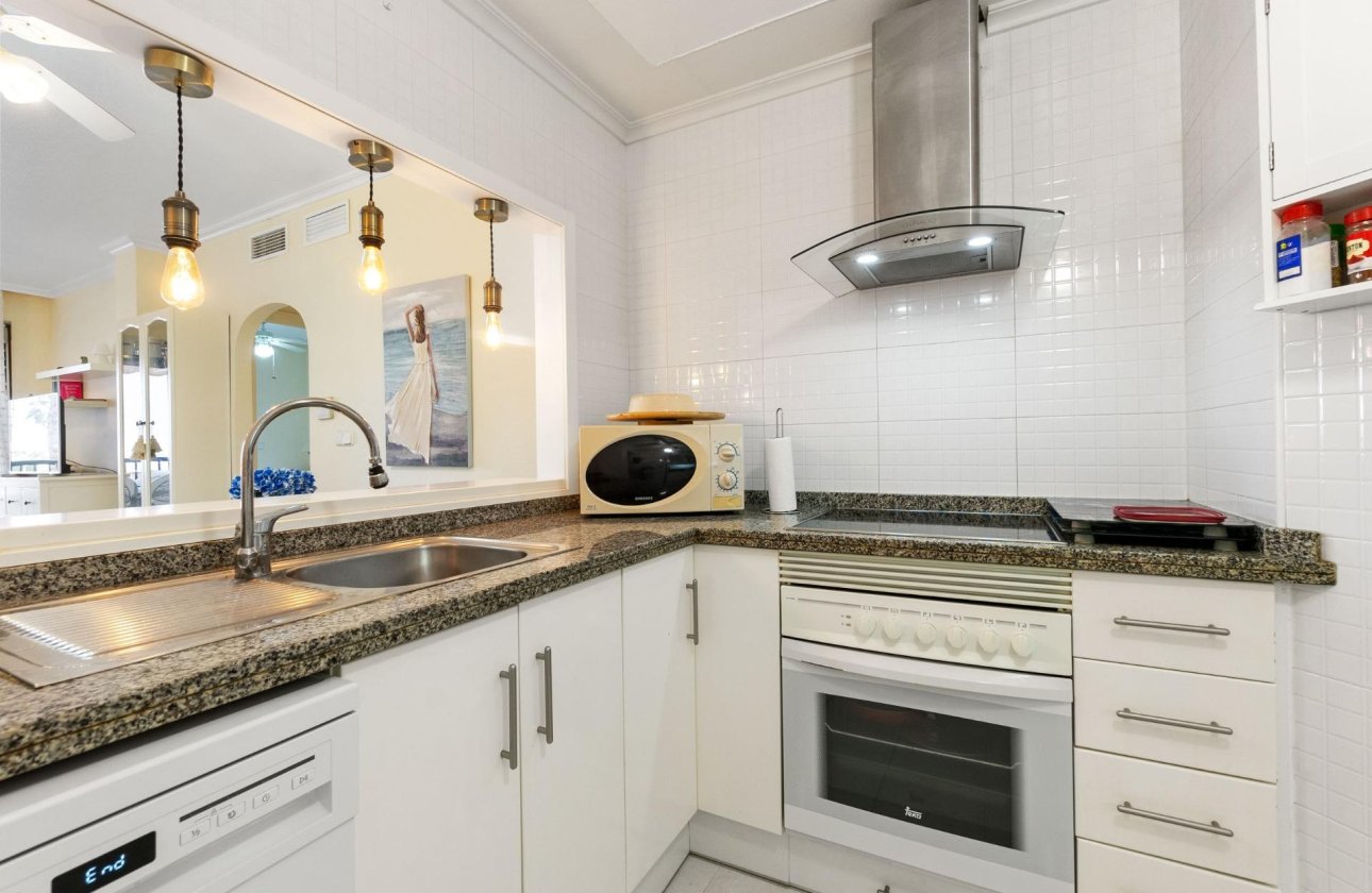 Resale - Apartment / flat - Orihuela Costa - Campoamor