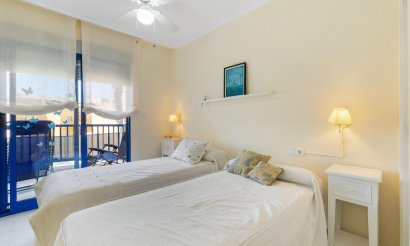 Resale - Apartment / flat - Orihuela Costa - Campoamor