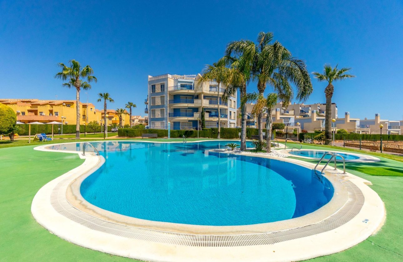 Resale - Apartment / flat - Orihuela Costa - Campoamor