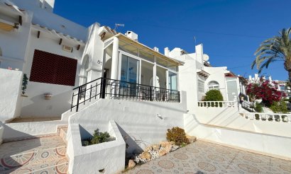Resale - Townhouse - Villamartin