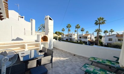 Resale - Townhouse - Villamartin