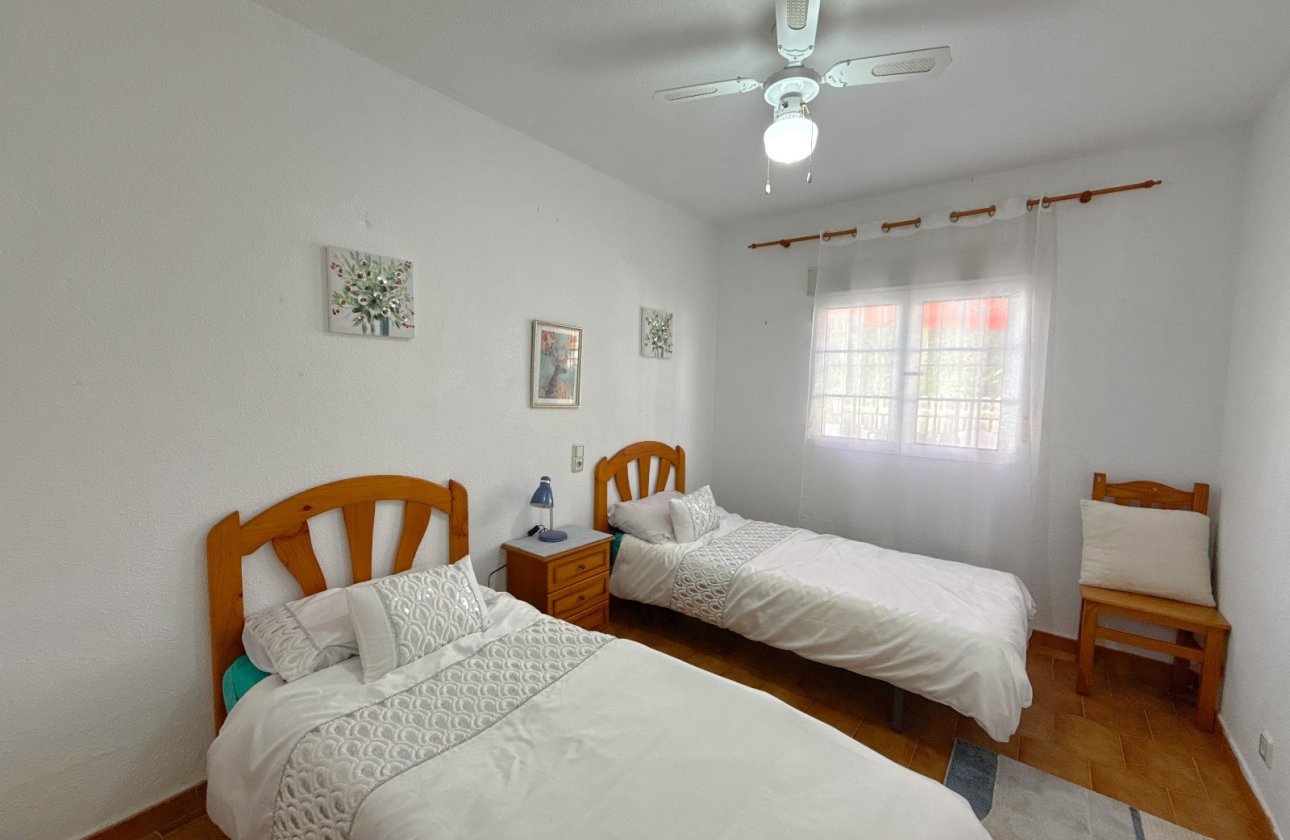 Resale - Townhouse - Villamartin