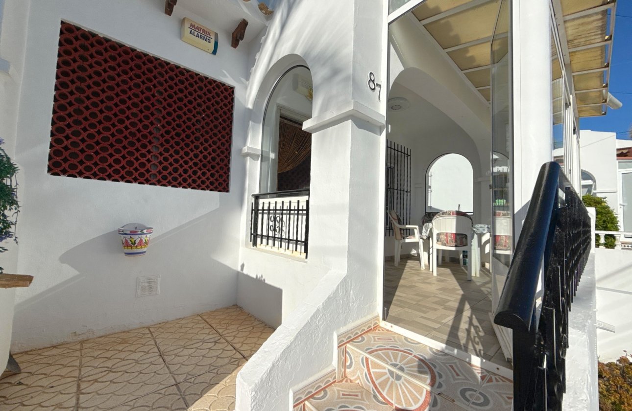 Resale - Townhouse - Villamartin