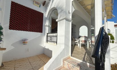 Resale - Townhouse - Villamartin