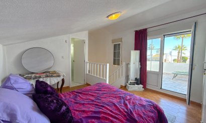 Resale - Townhouse - Villamartin