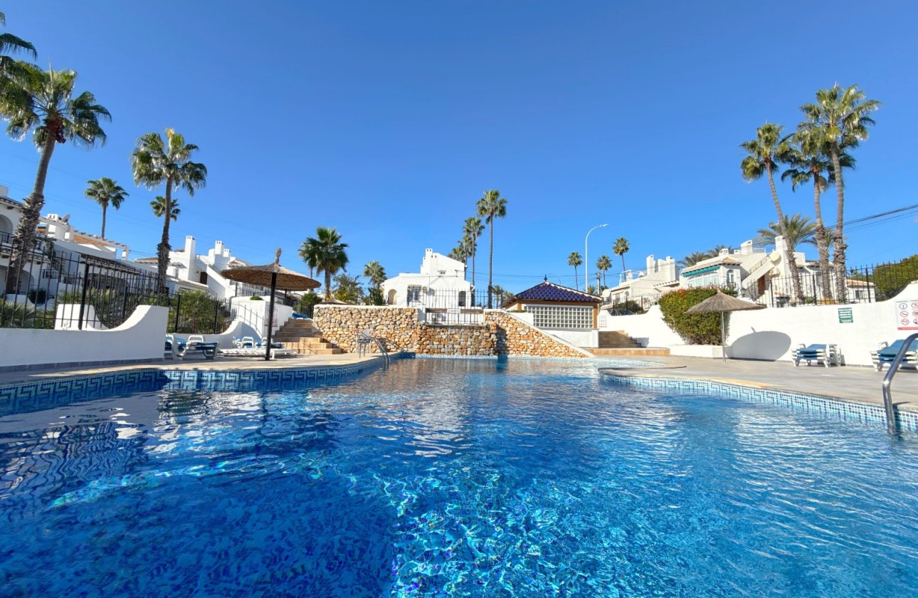 Resale - Townhouse - Villamartin