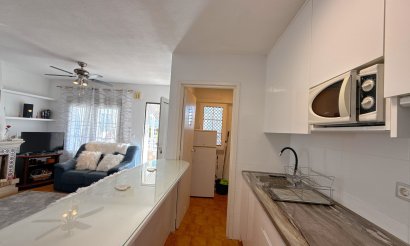 Resale - Townhouse - Villamartin