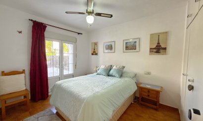 Resale - Townhouse - Villamartin