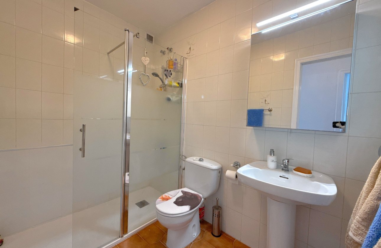 Resale - Townhouse - Villamartin