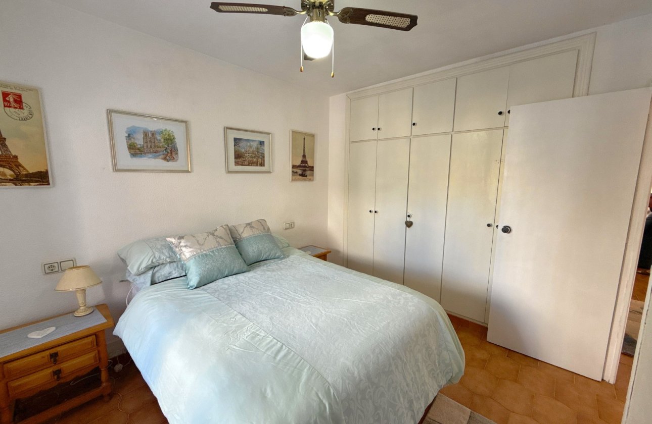 Resale - Townhouse - Villamartin