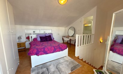 Resale - Townhouse - Villamartin