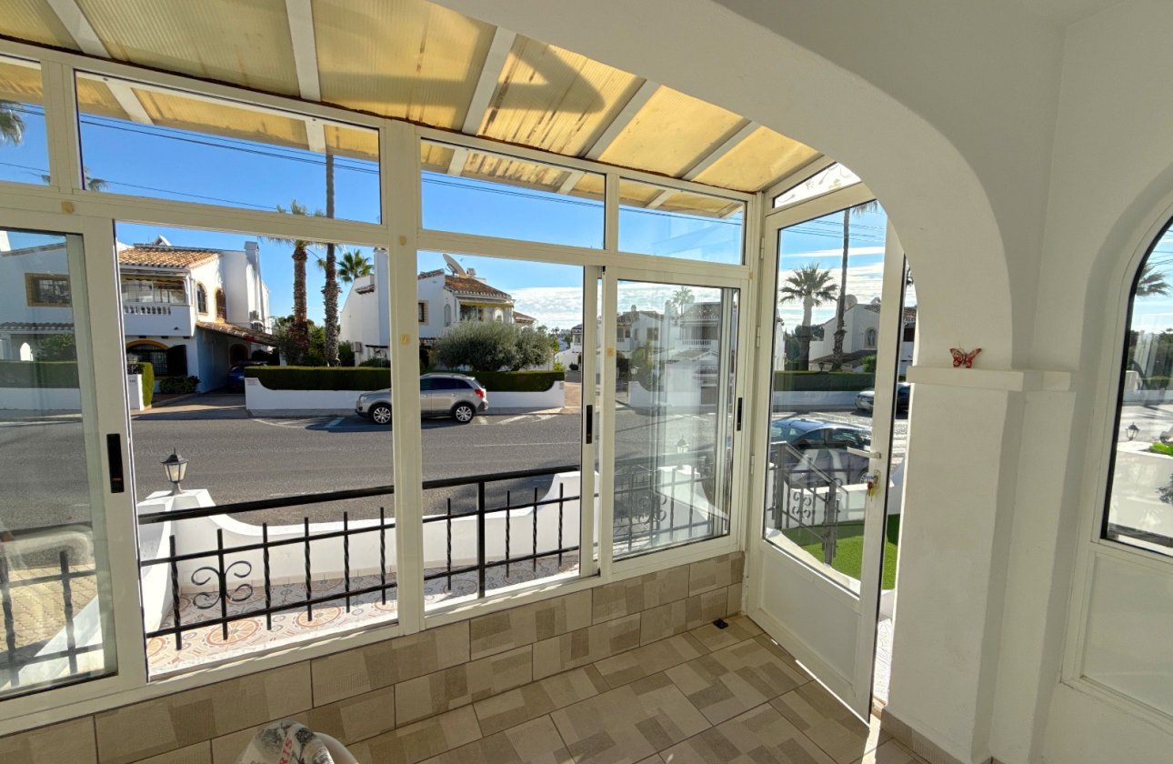 Resale - Townhouse - Villamartin