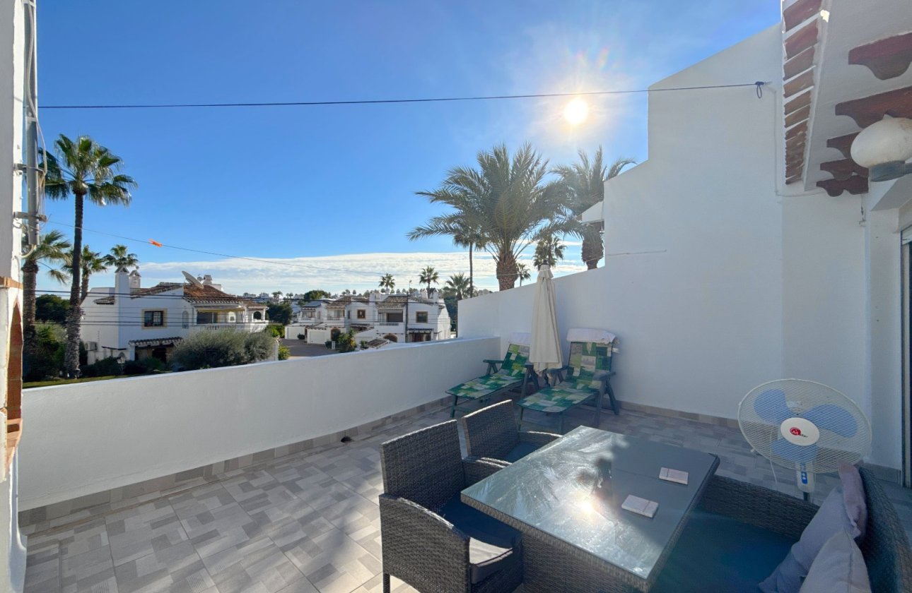 Resale - Townhouse - Villamartin