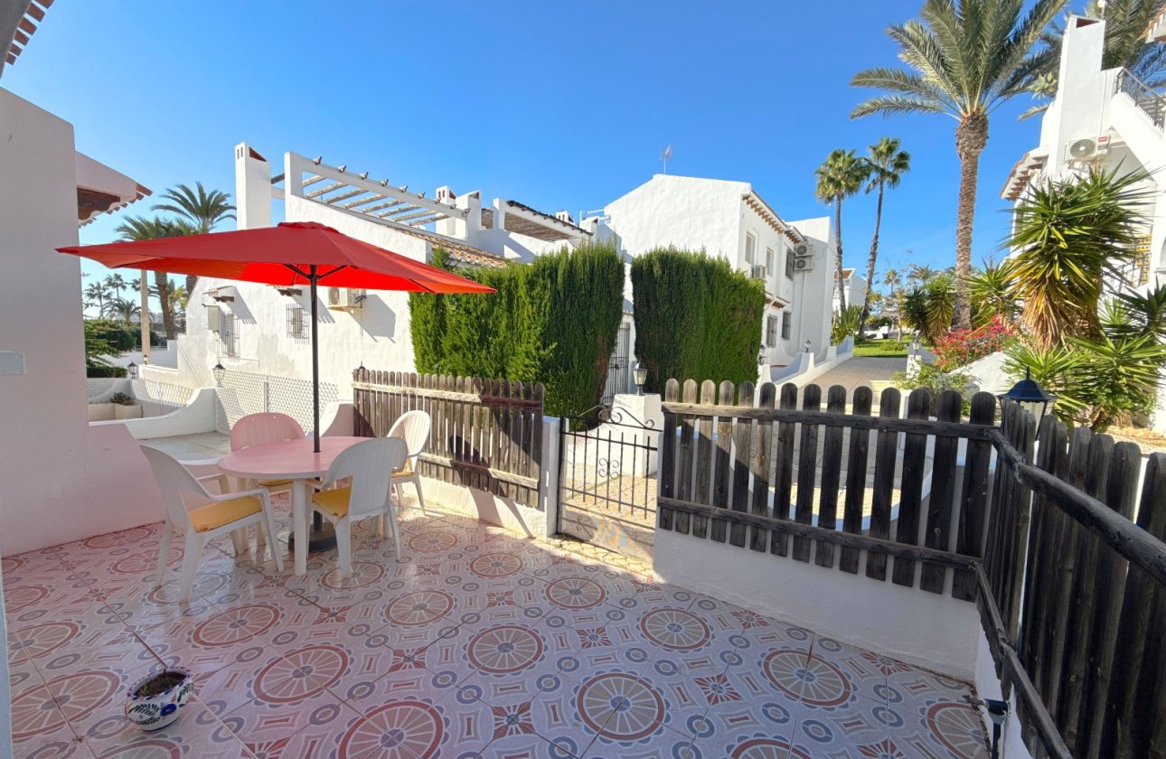 Resale - Townhouse - Villamartin