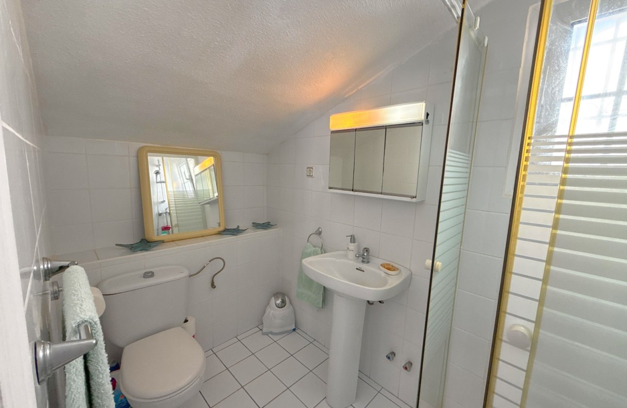 Resale - Townhouse - Villamartin