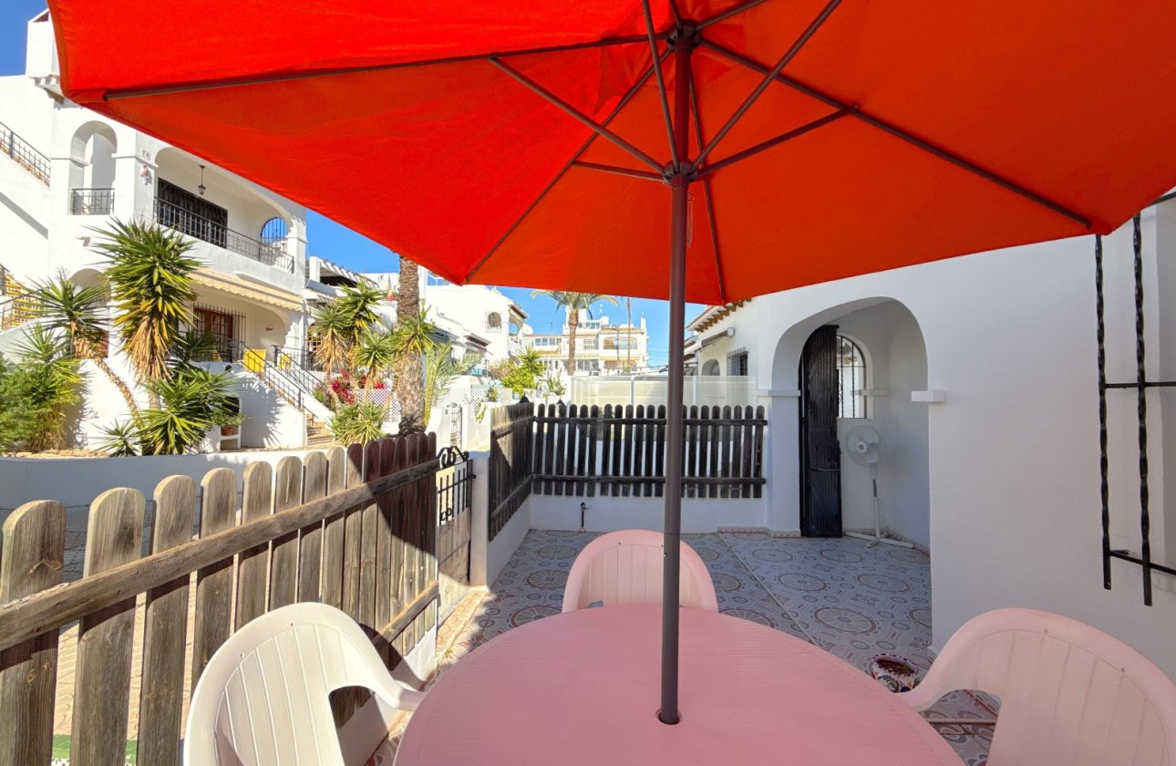 Resale - Townhouse - Villamartin