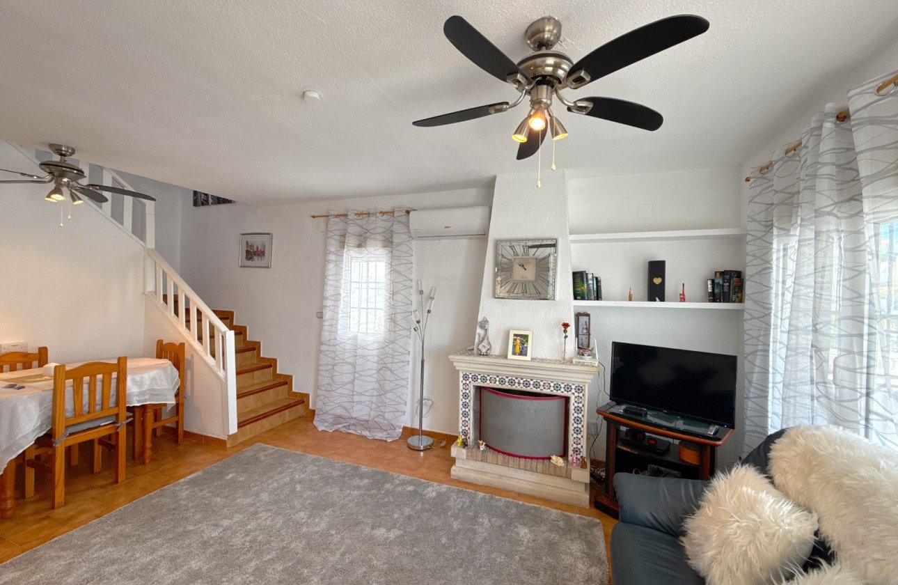 Resale - Townhouse - Villamartin